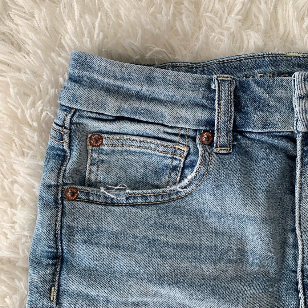 American Eagle Curvy High Rise Distressed Shortie Size 2 - Picture 2 of 14